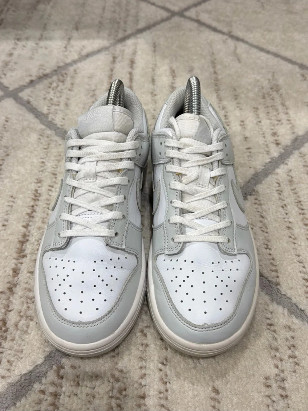 Nike Dunk Low Shoes Women’s Size 7 Photon Dust White Sneakers DD1503-103